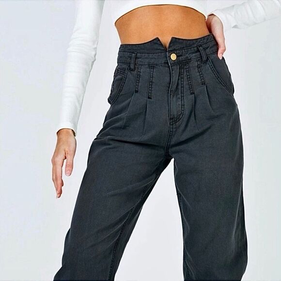 Princess Polly High Waisted Pleat Jeans Washed Black US 4 - Picture 3 of 11